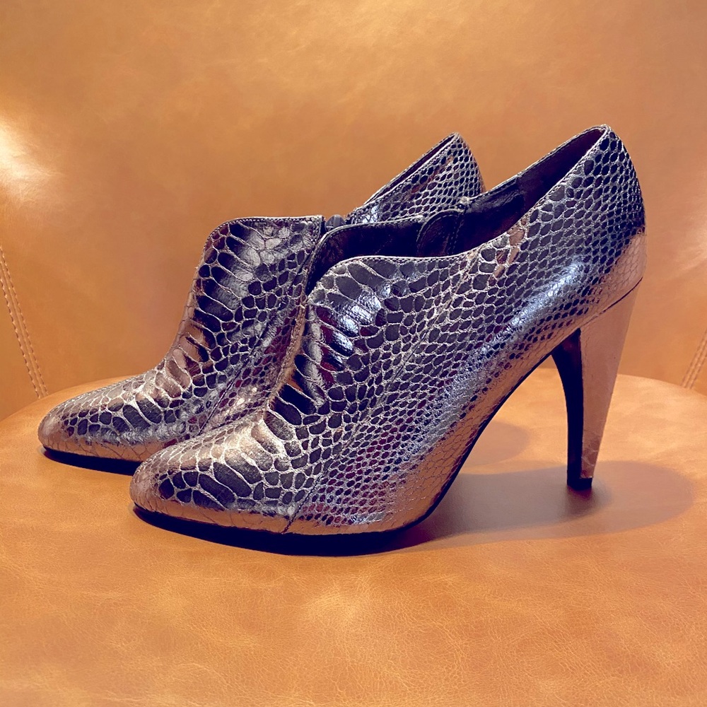 Sam Edelman Silver Snakeskin Heels Booties